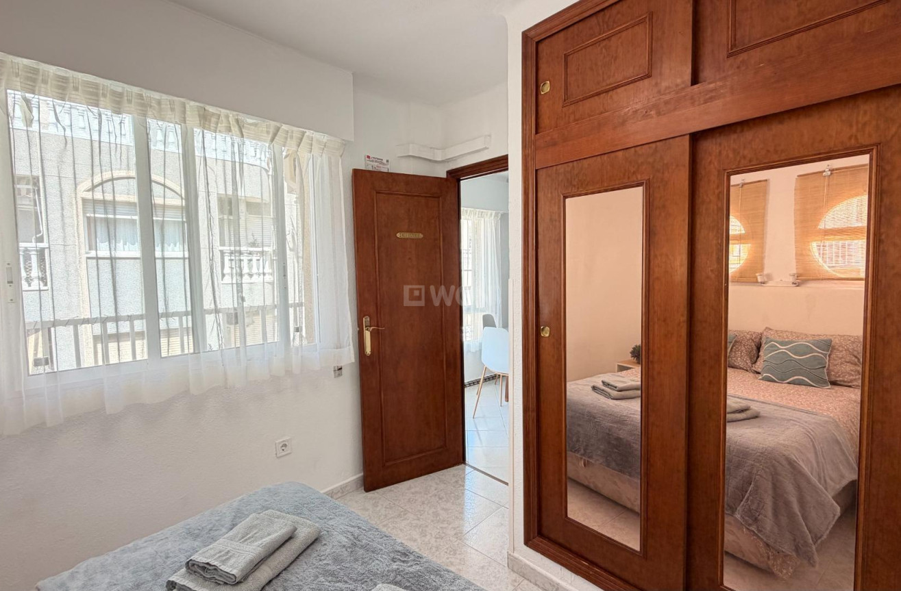 Wiederverkauf - Wohnung - Torrevieja - Habaneras