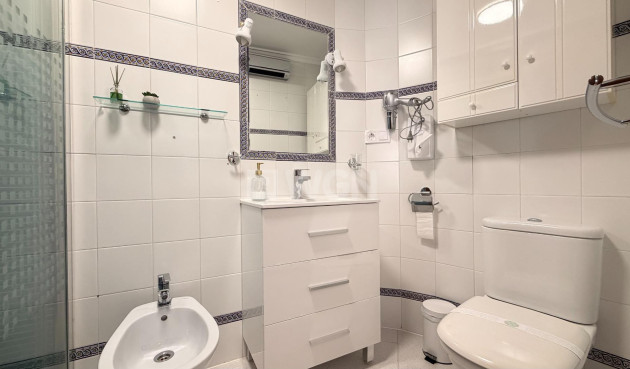 Wiederverkauf - Wohnung - Torrevieja - Habaneras