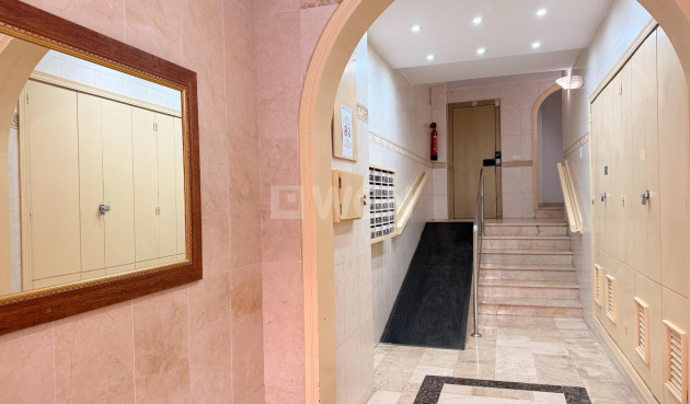 Wiederverkauf - Wohnung - Torrevieja - Habaneras