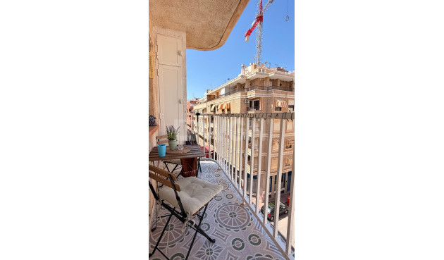 Wiederverkauf - Wohnung - Torrevieja - Habaneras