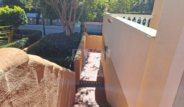 Reventa - Apartamento / piso - Torrevieja - Los Frutales
