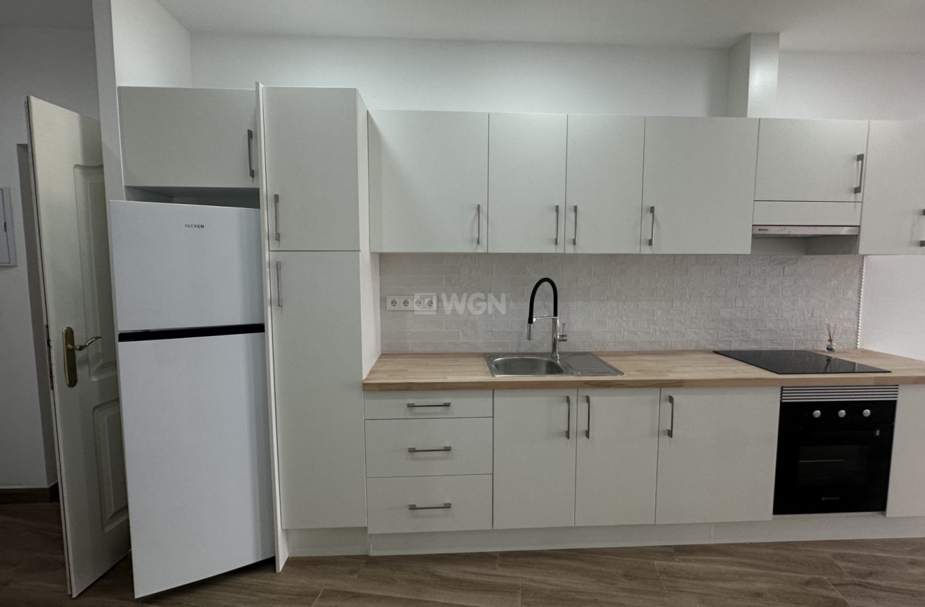 Resale - Apartment / flat - Torrevieja - Costa Blanca