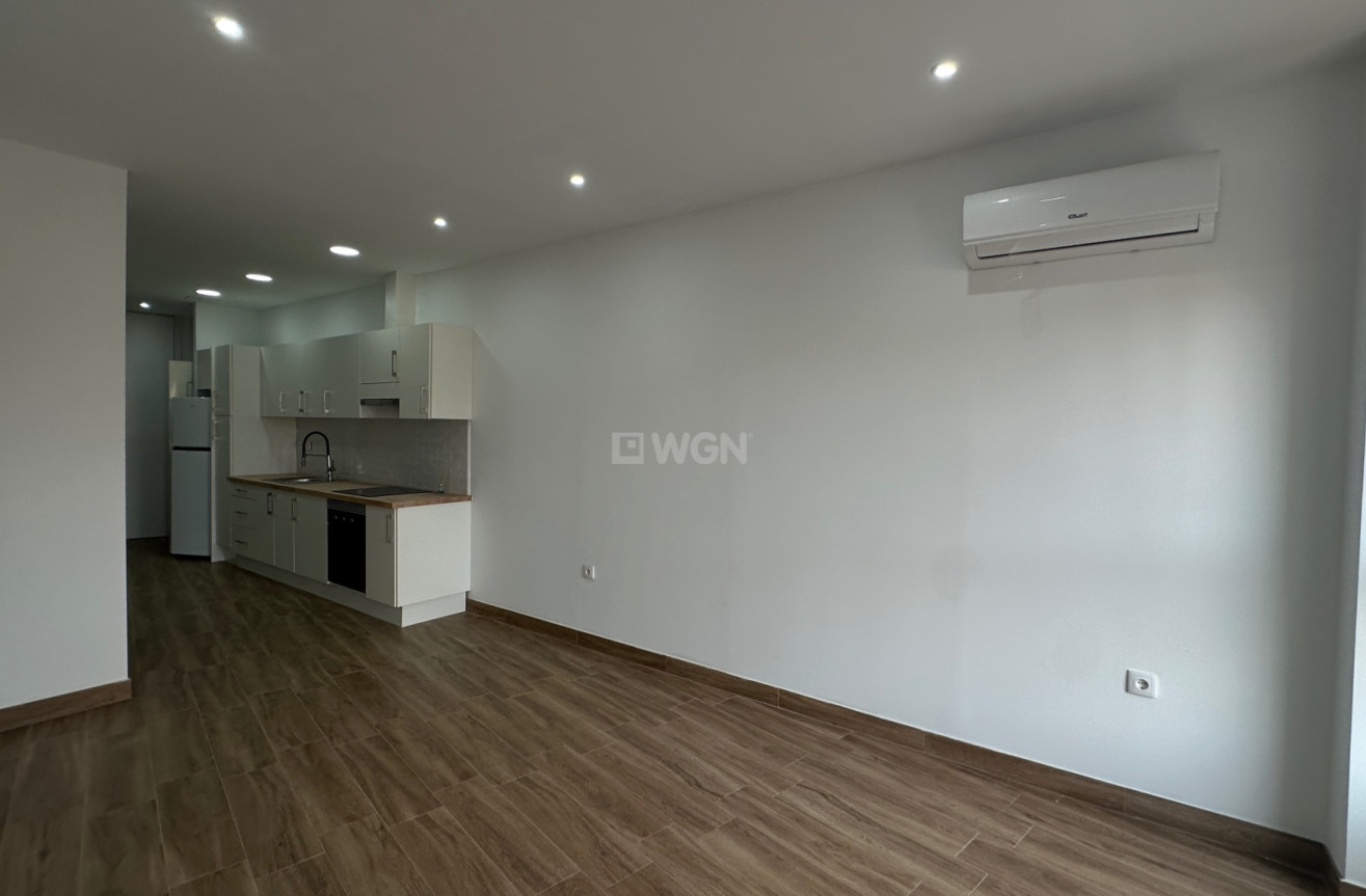 Resale - Apartment / flat - Torrevieja - Costa Blanca