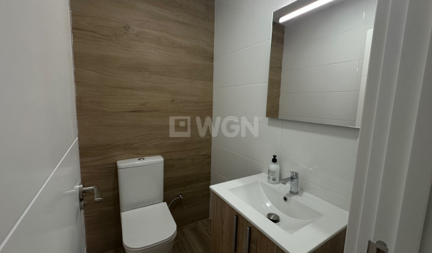 Resale - Apartment / flat - Torrevieja - Costa Blanca