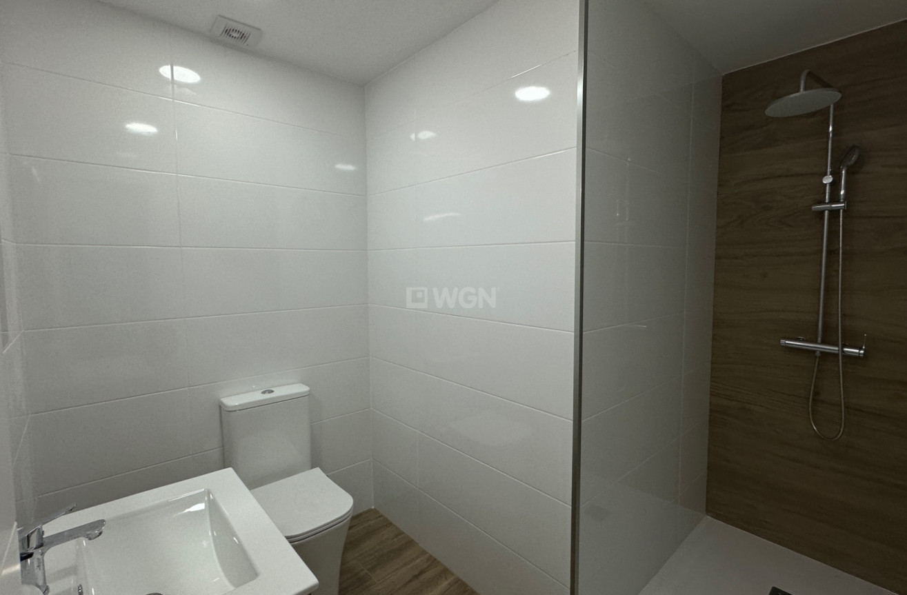 Resale - Apartment / flat - Torrevieja - Costa Blanca