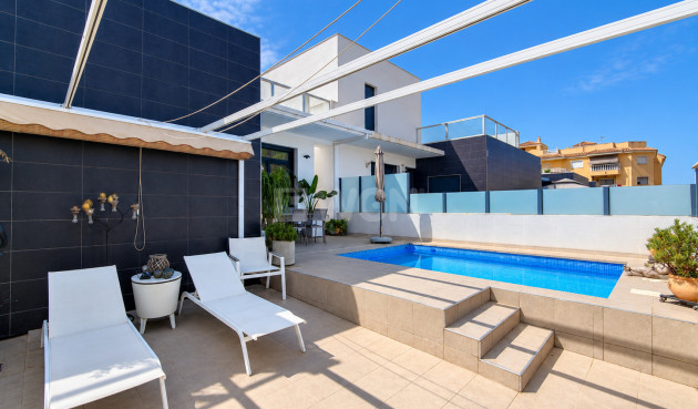 Resale - Villa - Formentera del Segura - Costa Blanca