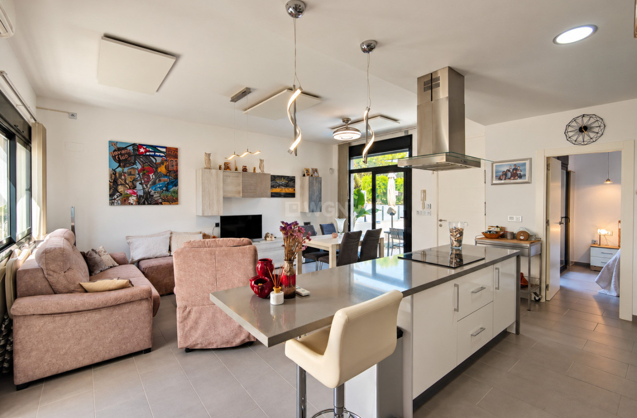 Resale - Villa - Formentera del Segura - Costa Blanca