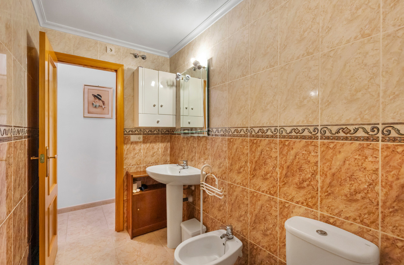 Reventa - Apartamento / piso - Torrevieja - Costa Blanca