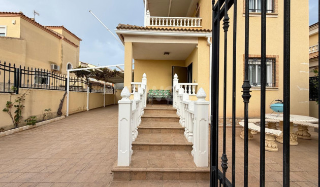 Resale - Villa - Orihuela Costa - Lomas De Don Juan