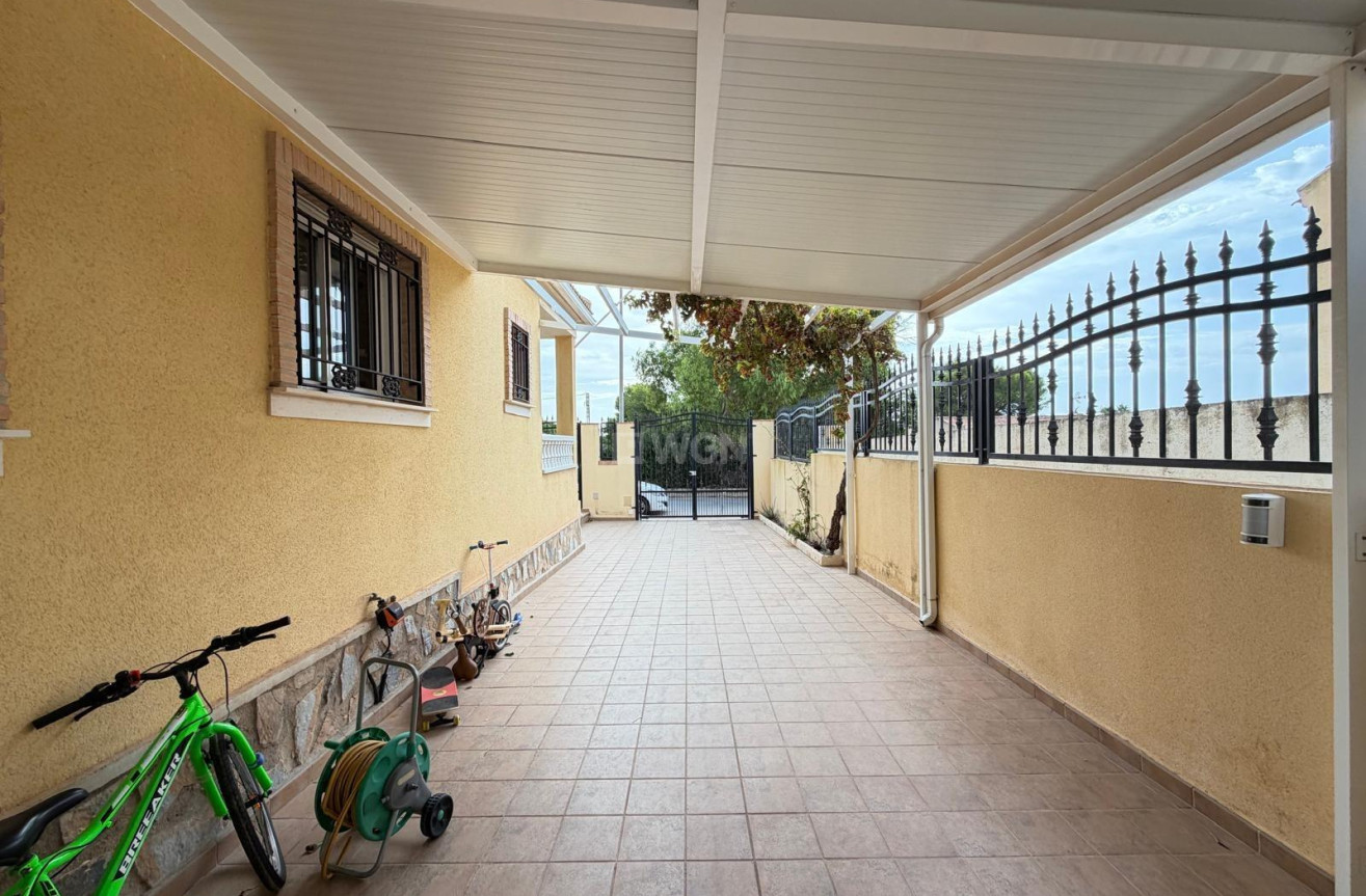 Resale - Villa - Orihuela Costa - Lomas De Don Juan