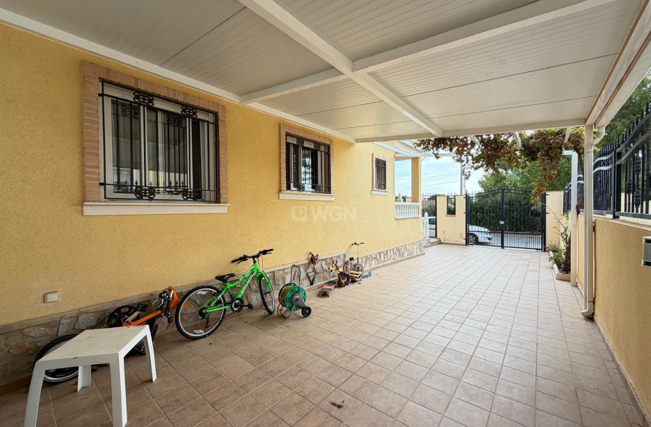 Resale - Villa - Orihuela Costa - Lomas De Don Juan