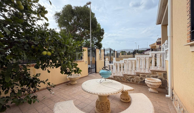 Resale - Villa - Orihuela Costa - Lomas De Don Juan