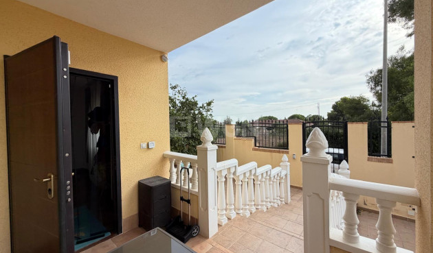 Resale - Villa - Orihuela Costa - Lomas De Don Juan