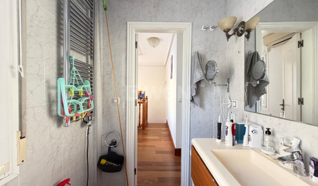 Resale - Villa - Orihuela Costa - Lomas De Don Juan