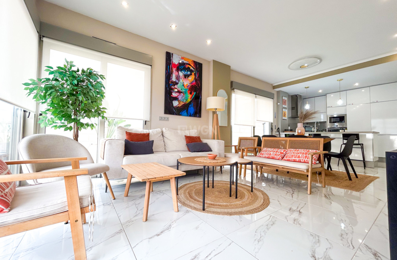 Resale - Villa - Villamartin - Costa Blanca