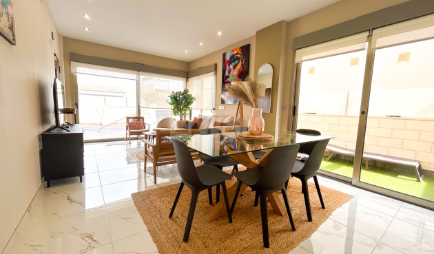 Resale - Villa - Villamartin - Costa Blanca