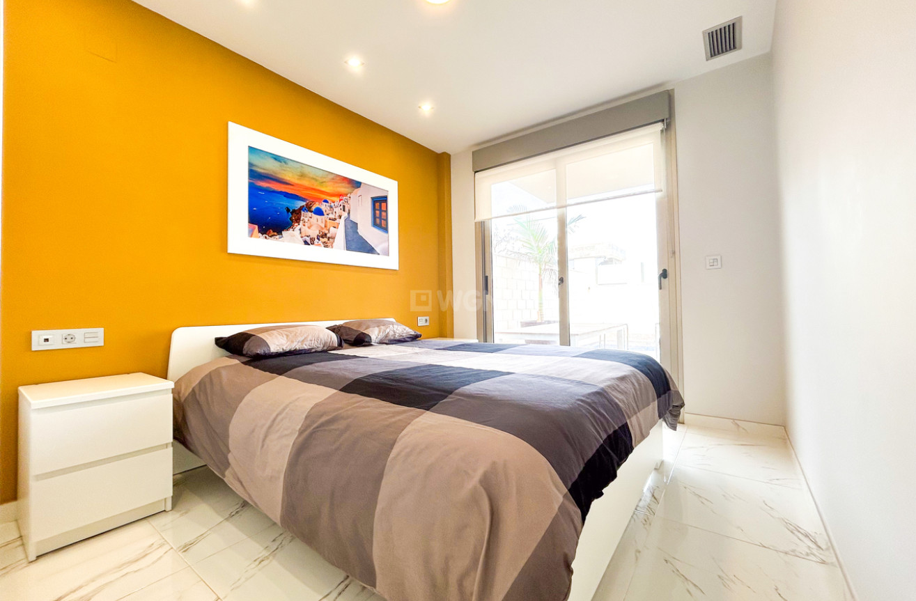 Resale - Villa - Villamartin - Costa Blanca
