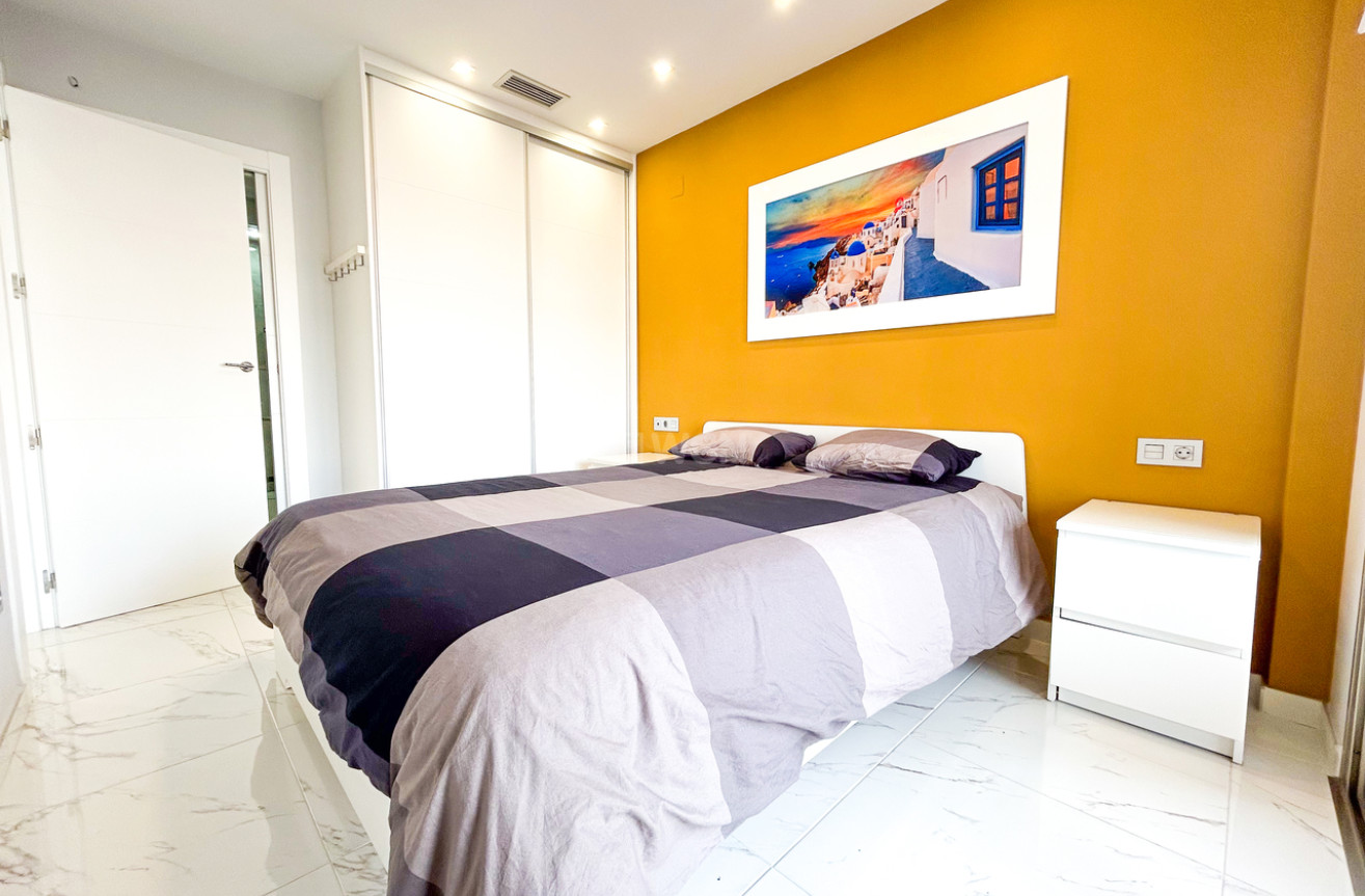 Resale - Villa - Villamartin - Costa Blanca