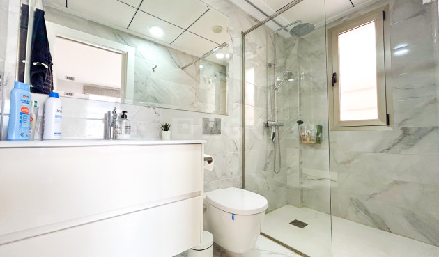 Resale - Villa - Villamartin - Costa Blanca