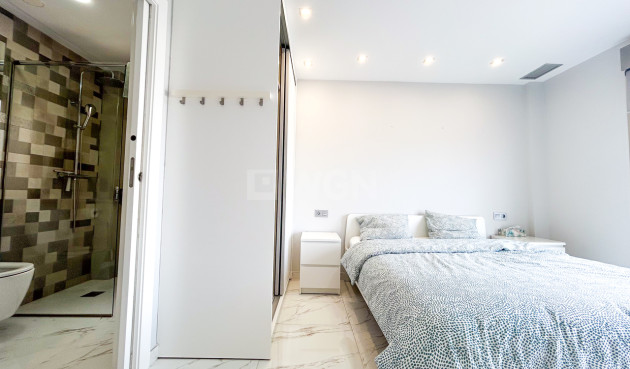 Resale - Villa - Villamartin - Costa Blanca