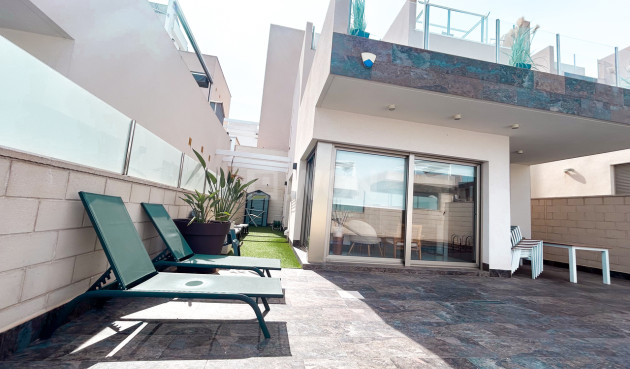 Resale - Villa - Villamartin - Costa Blanca