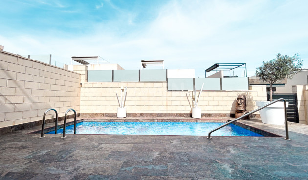 Resale - Villa - Villamartin - Costa Blanca
