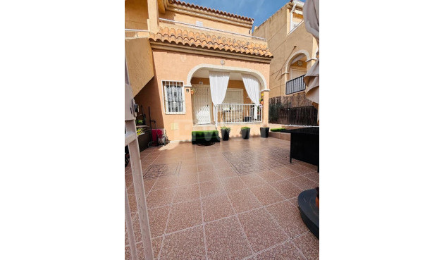Wiederverkauf - Wohnung - Orihuela Costa - Costa Blanca