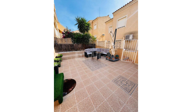 Wiederverkauf - Wohnung - Orihuela Costa - Costa Blanca