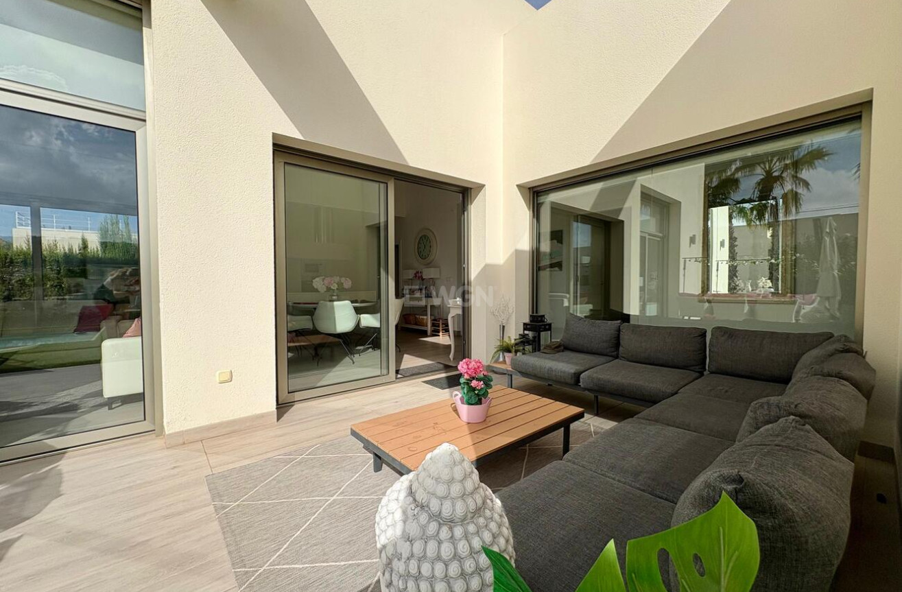 Odsprzedaż - Villa - Benijofar - Costa Blanca