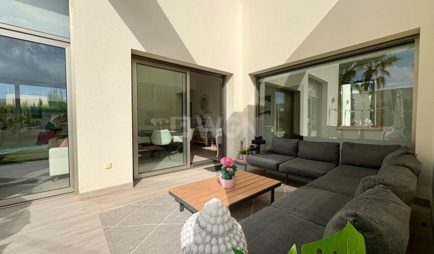 Odsprzedaż - Villa - Benijofar - Costa Blanca