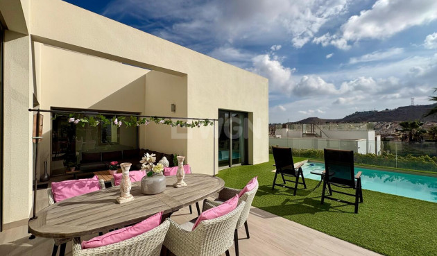 Odsprzedaż - Villa - Benijofar - Costa Blanca