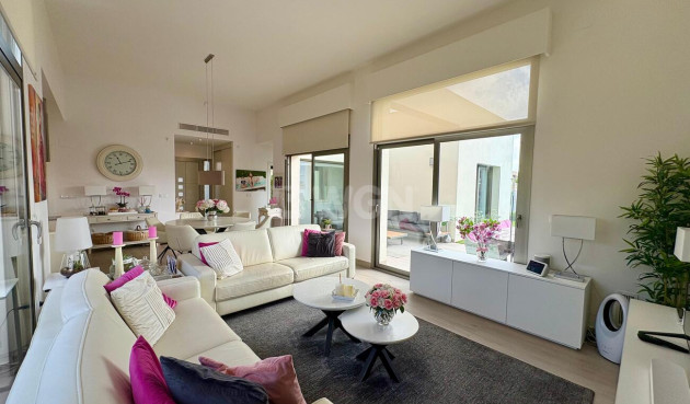 Odsprzedaż - Villa - Benijofar - Costa Blanca
