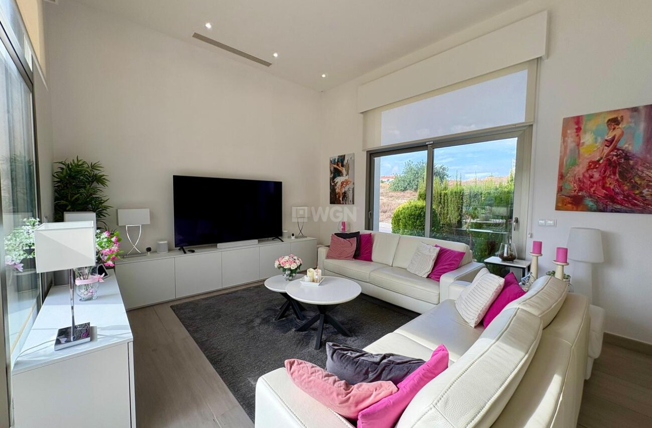 Odsprzedaż - Villa - Benijofar - Costa Blanca