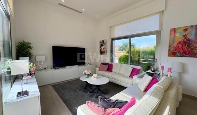 Odsprzedaż - Villa - Benijofar - Costa Blanca