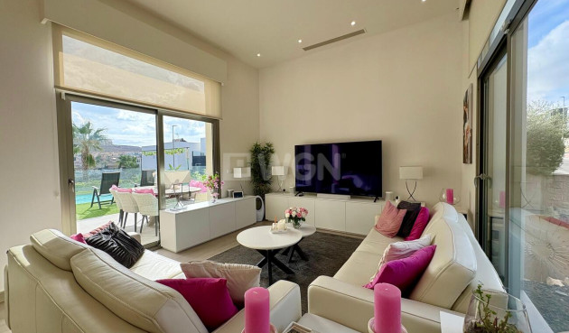 Odsprzedaż - Villa - Benijofar - Costa Blanca