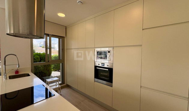 Odsprzedaż - Villa - Benijofar - Costa Blanca