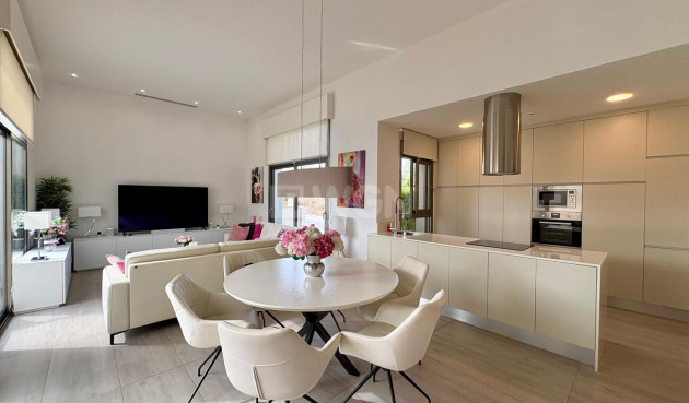 Odsprzedaż - Villa - Benijofar - Costa Blanca