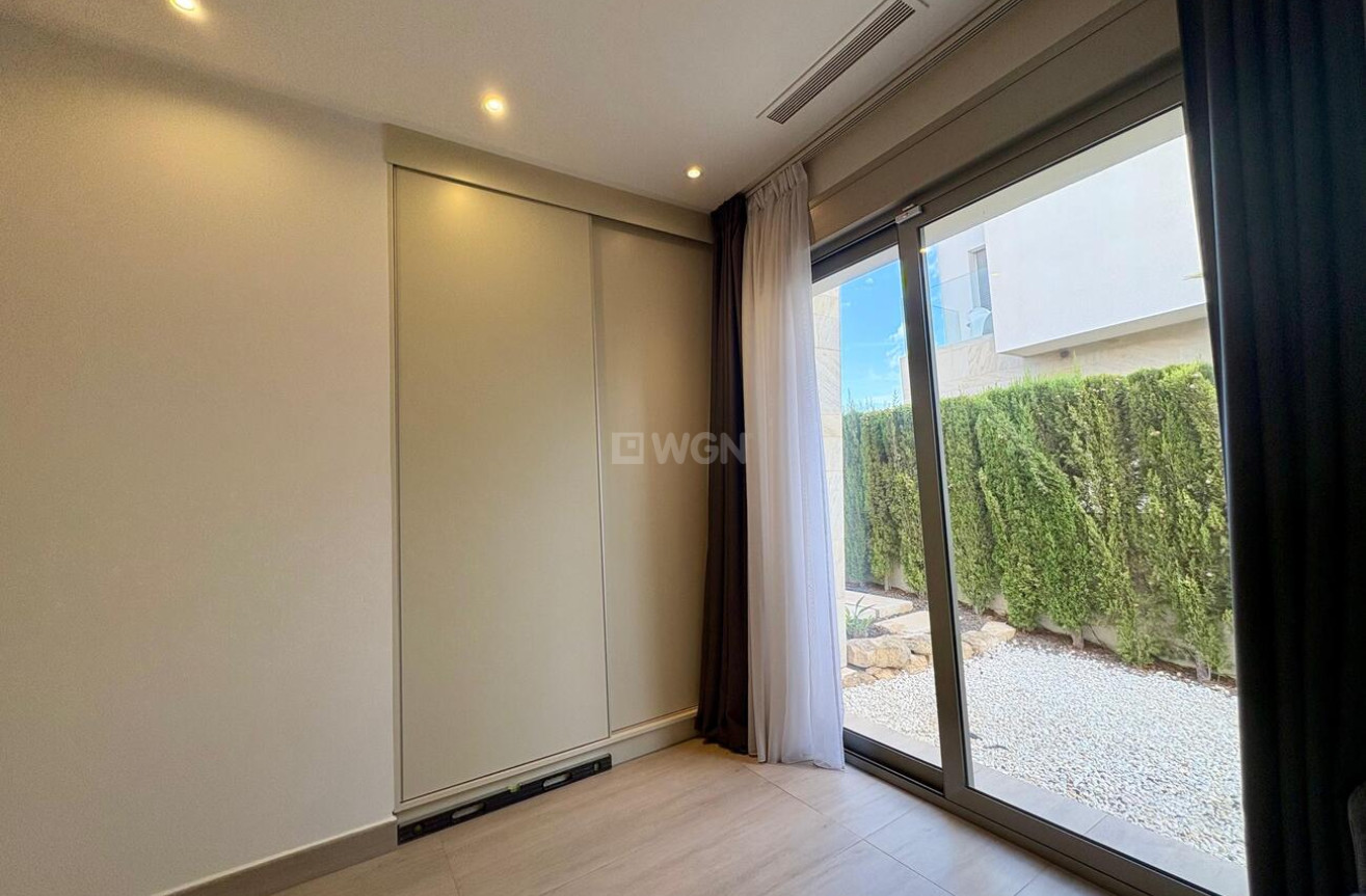 Odsprzedaż - Villa - Benijofar - Costa Blanca