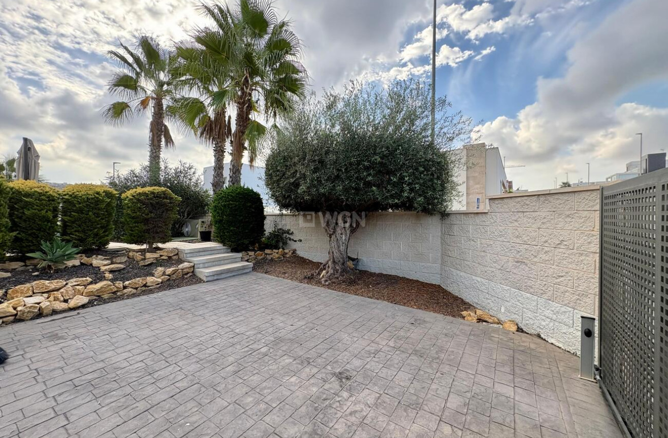 Odsprzedaż - Villa - Benijofar - Costa Blanca