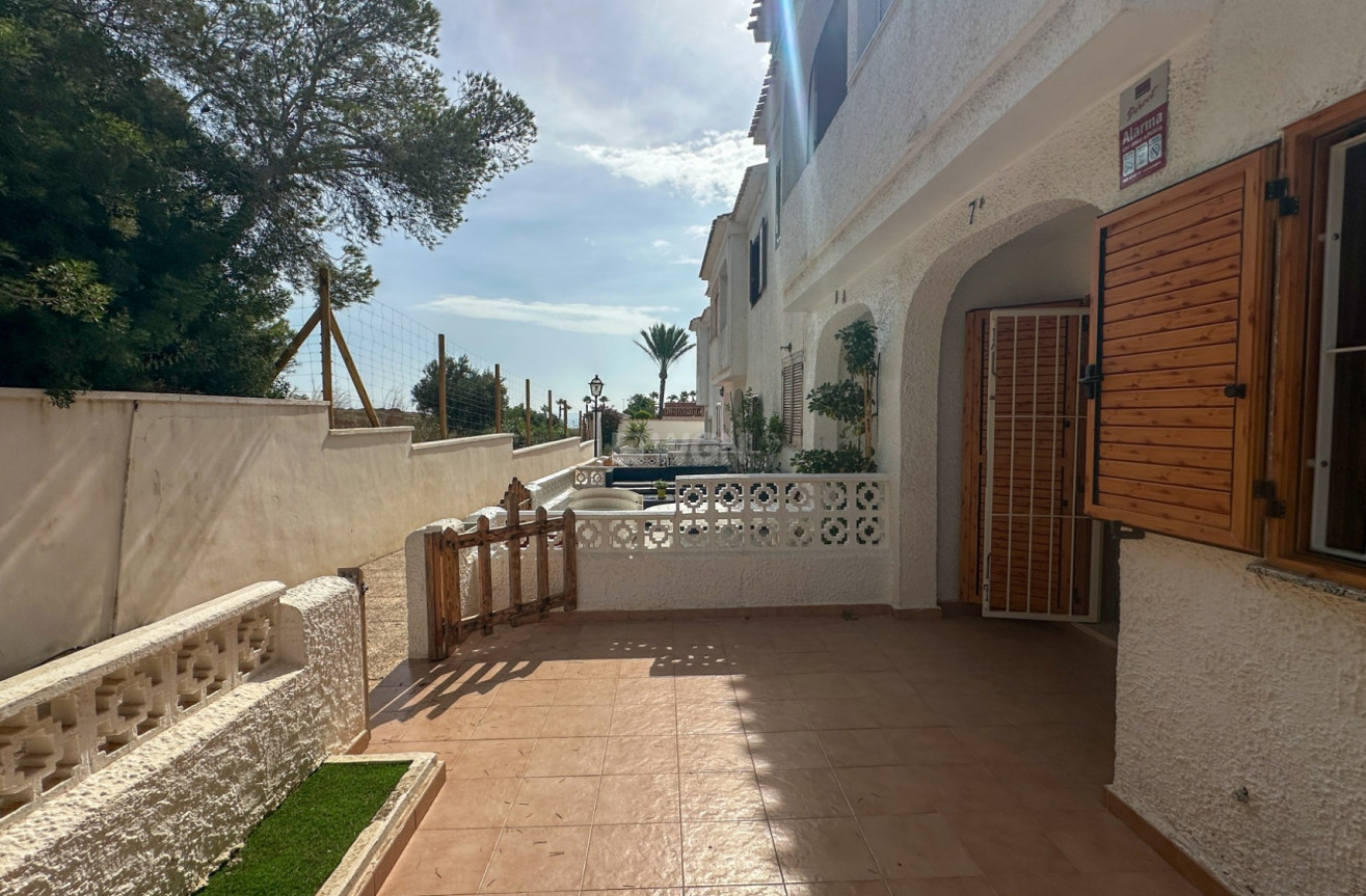 Odsprzedaż - Kamienica - Playa Flamenca - Costa Blanca