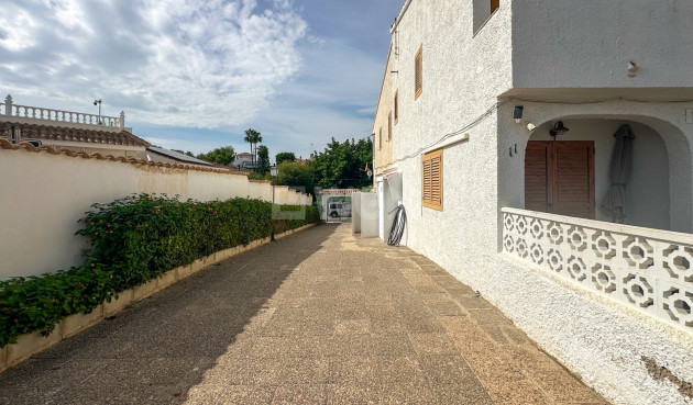 Odsprzedaż - Kamienica - Playa Flamenca - Costa Blanca