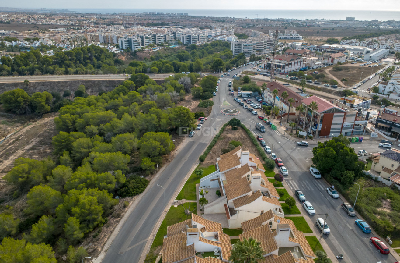 Odsprzedaż - Bungalow - Orihuela Costa - Costa Blanca