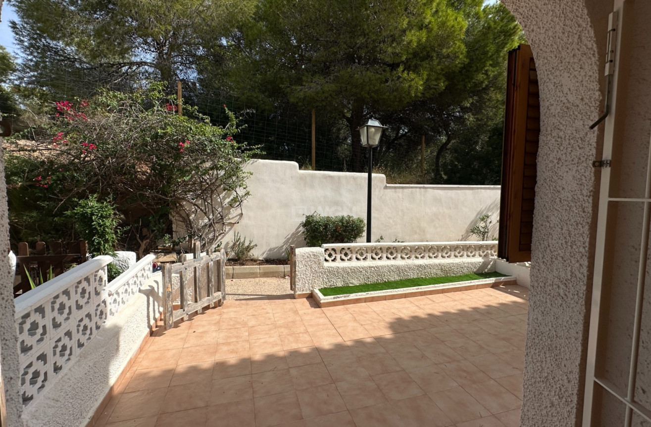 Odsprzedaż - Kamienica - Orihuela Costa - Costa Blanca