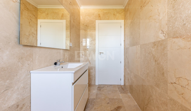 Resale - Villa - La Romana - Inland