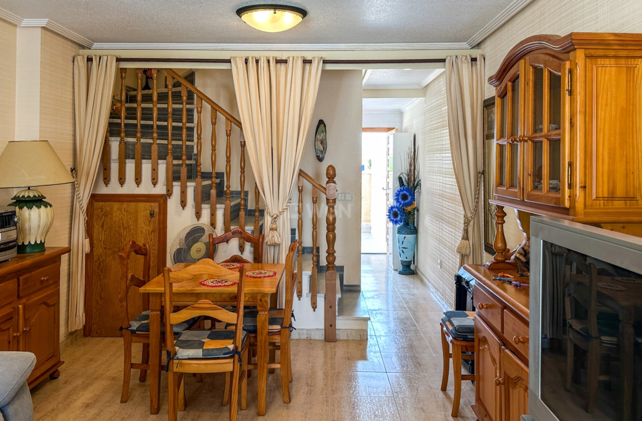Odsprzedaż - Kamienica - Orihuela Costa - Costa Blanca