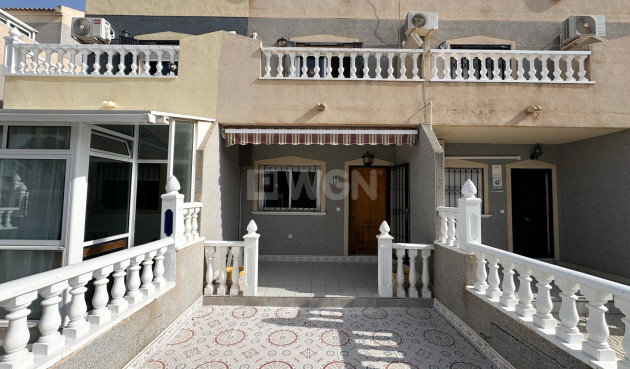 Odsprzedaż - Kamienica - Orihuela Costa - Costa Blanca