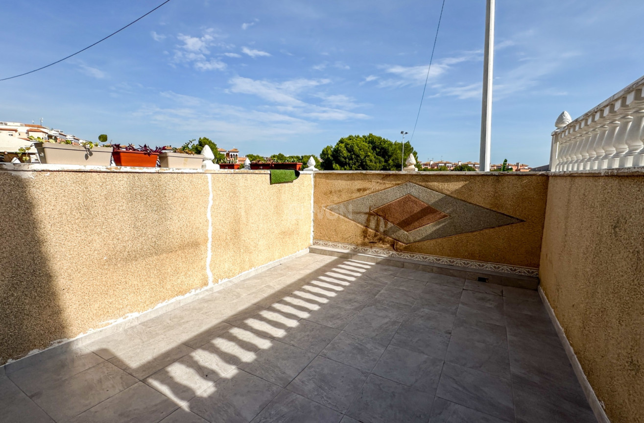 Odsprzedaż - Kamienica - Orihuela Costa - Costa Blanca
