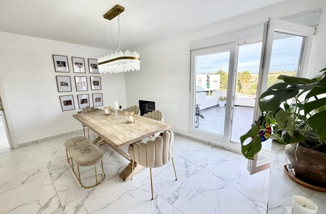 Resale - Villa - Villamartin - Costa Blanca