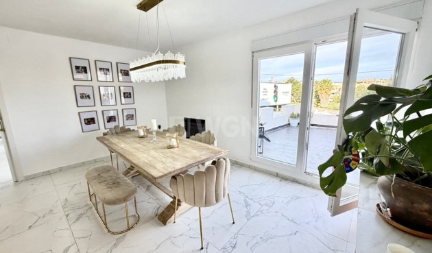 Resale - Villa - Villamartin - Costa Blanca