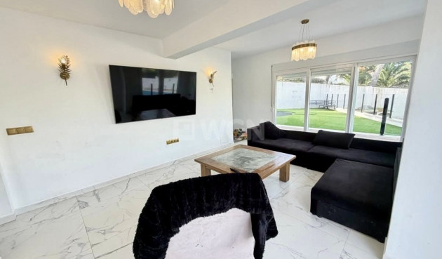 Resale - Villa - Villamartin - Costa Blanca